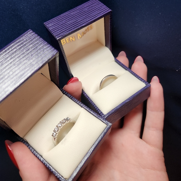 Wedding / Anniversary Ring Set - Picture 12 of 16